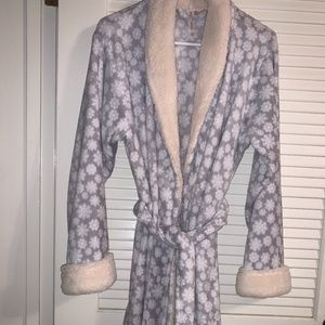 Snowflake Robe